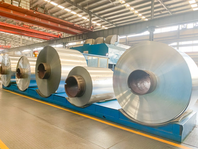 Feuille d'aluminium mince pour l'emballage