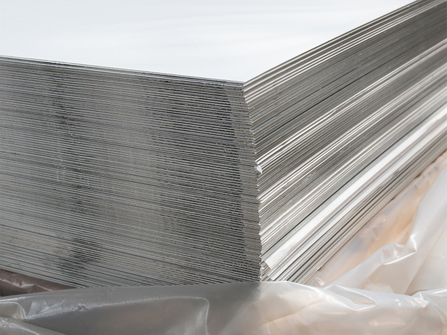 Плоский алюминиевый лист